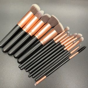 14 Piece Makeup Brush Set